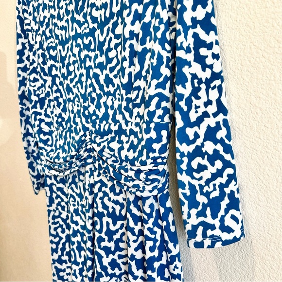 Christopher & Banks XL Faux Wrap Midi Dress Blue White Knot Front Flowy Stretch - Picture 9 of 10